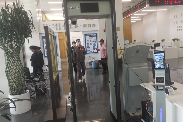 Scanner de température par reconnaissance faciale utilisé par le gouvernement de la Mongolie-Intérieure 60e40c628ef69.png